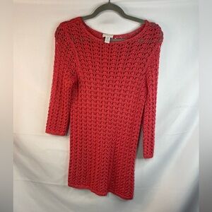Red crochet sweater with bohemian vibes. Very cute and crunchy!